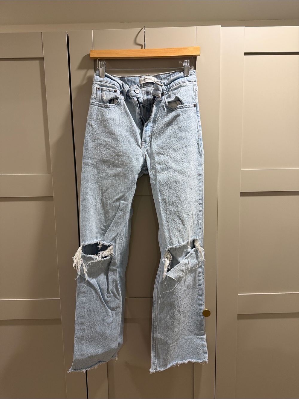 Abercrombie & Fitch Light Blue Distressed Relaxed-Leg Jeans